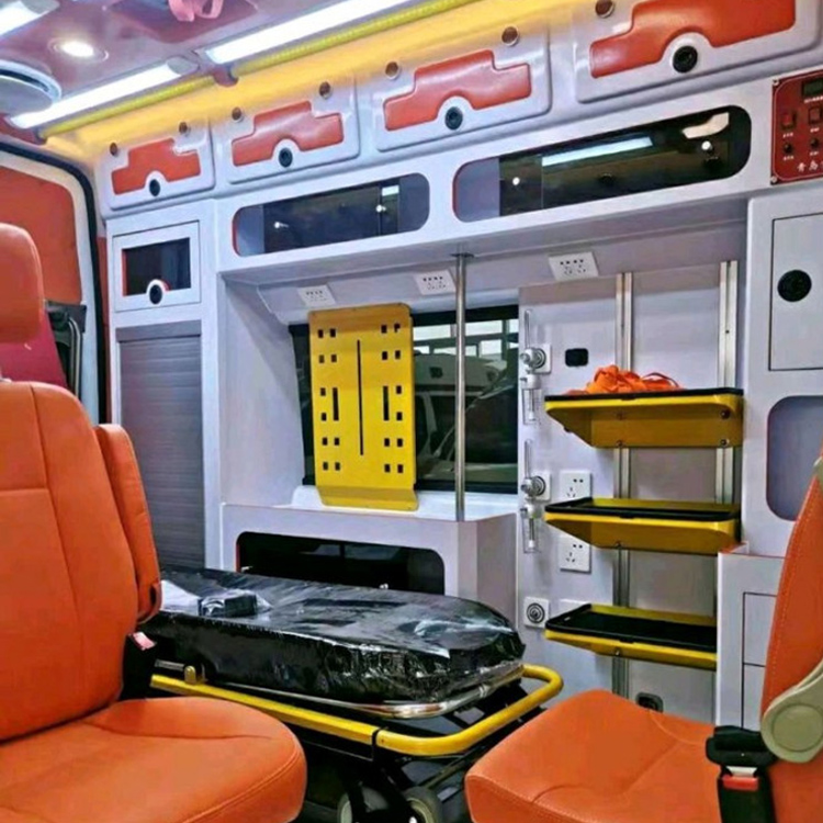 清城长途救护车护送病人租赁价格